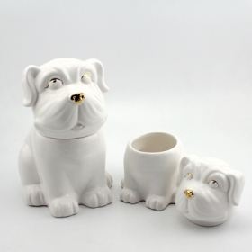 barattoli di biscotti per cani in ceramica bianca con vernice dorata