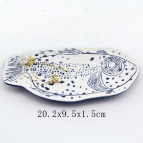 portapenne in ceramica bianca per pesci