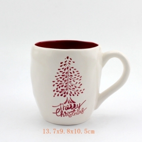 tazza di ceramica rossa per le vacanze di Natale